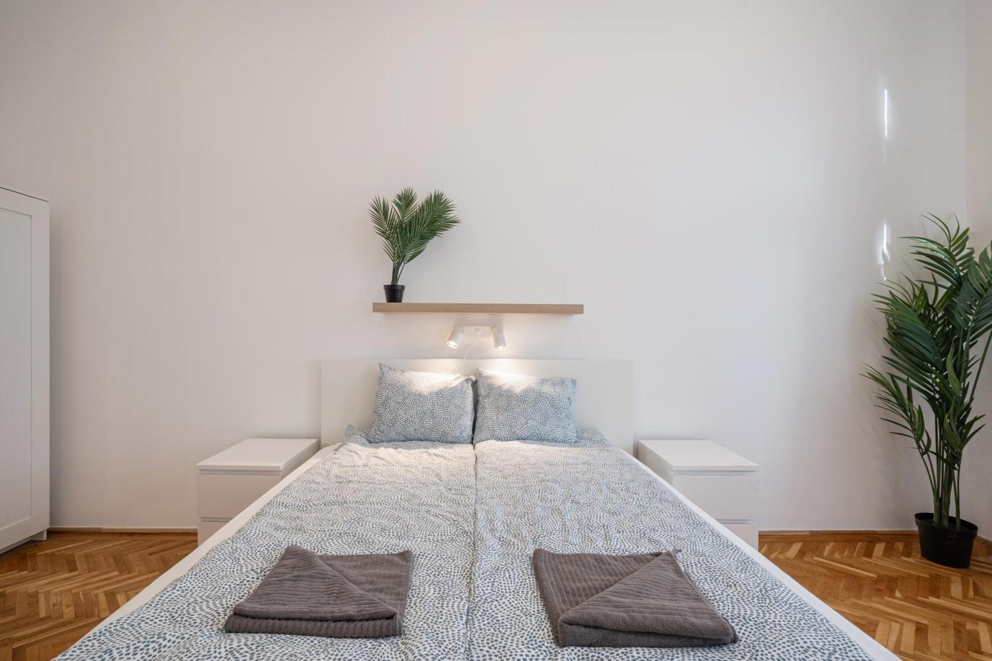Luxurious Downtown Family Suite Boedapest Buitenkant foto